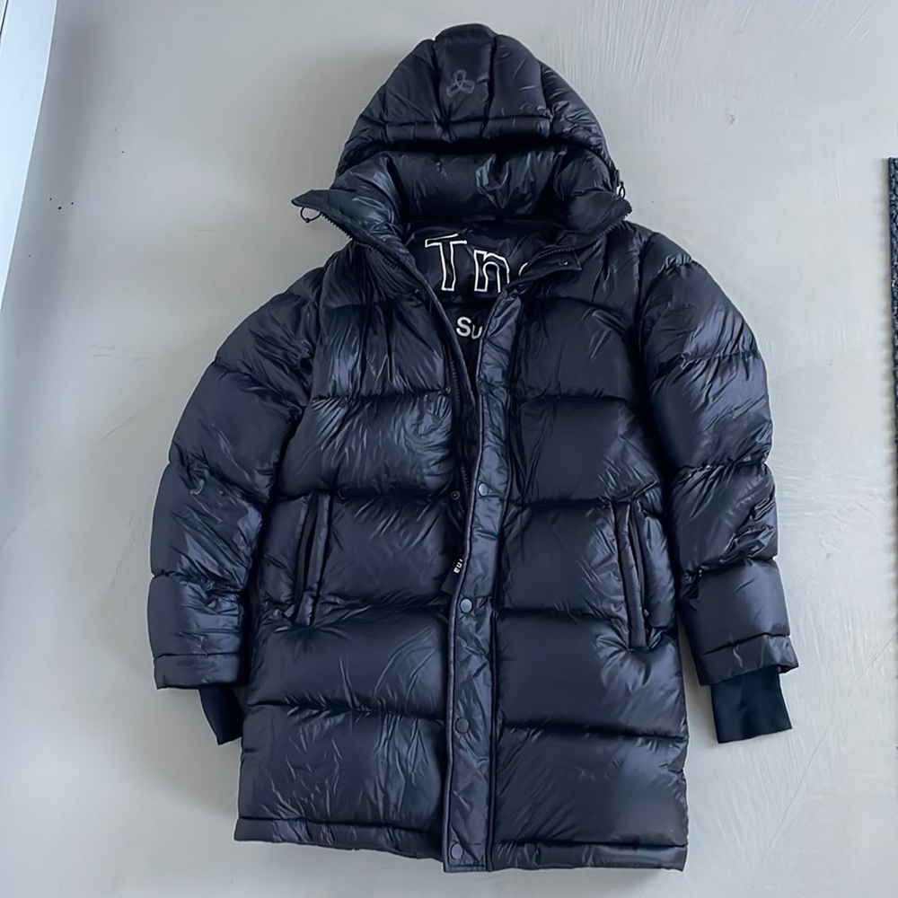 Aritzia Superpuff midlength